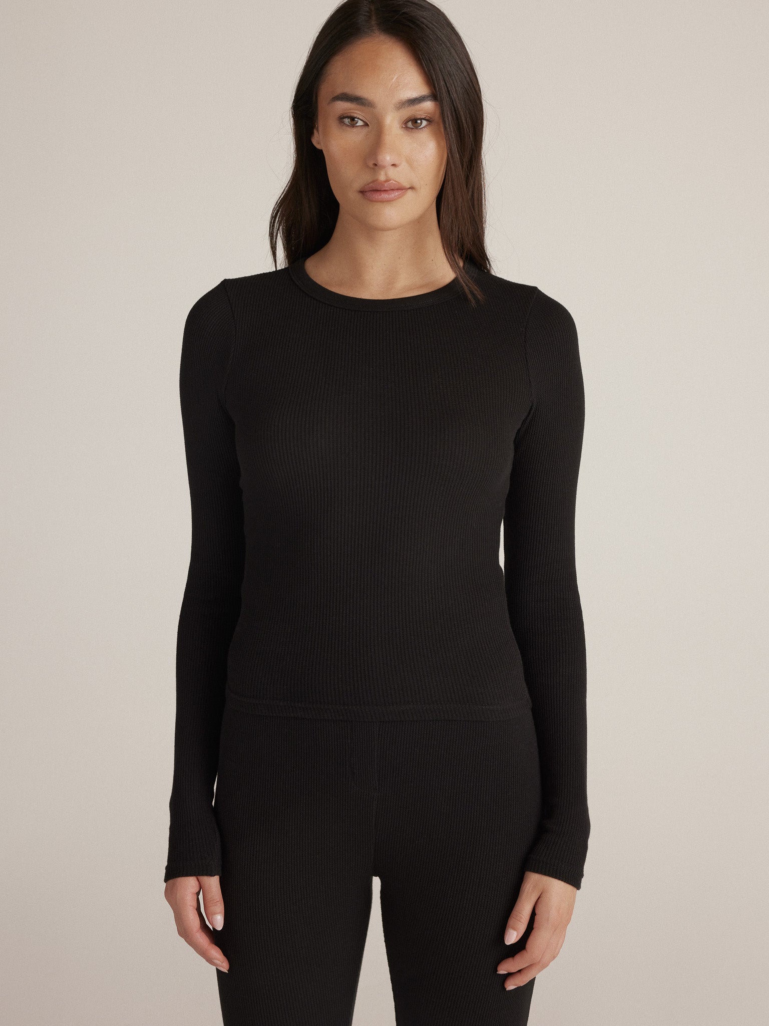 TIANA THERMAL TOP / BLACK / CLYQUE